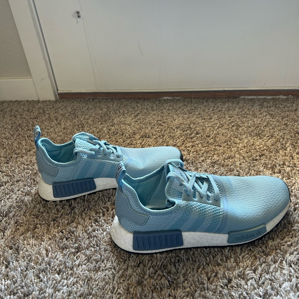 adidas BD8030 Womens size 9 Nmd R1 Up Sneakers Shoes